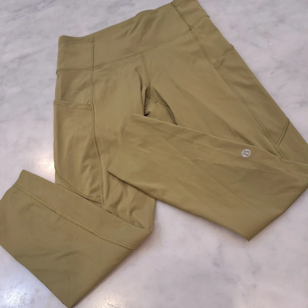 Lululemon Leggings Sz 6 Olive Green HighRise Cropped Pocket Fast & Free Raw Edge